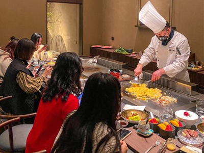 铁板烧6毫米还是8毫米的好，20mm煎板去哪里定做？